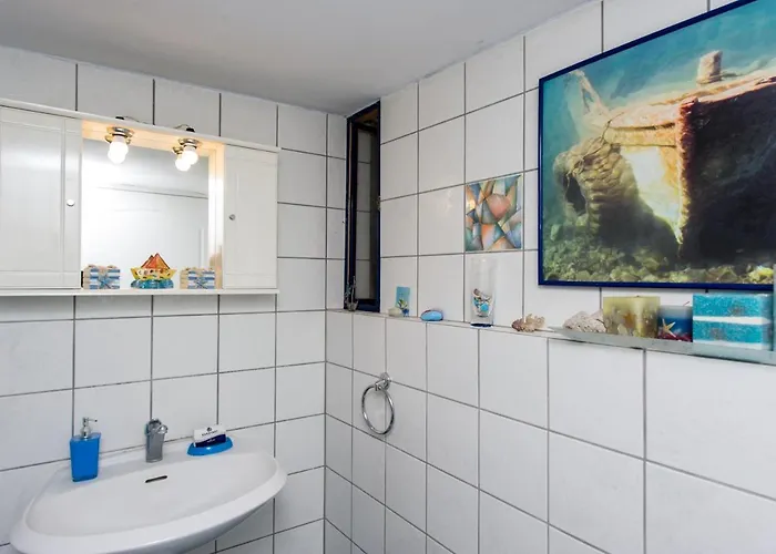 Panorama Of Deep Blue Nyaraló Tseria